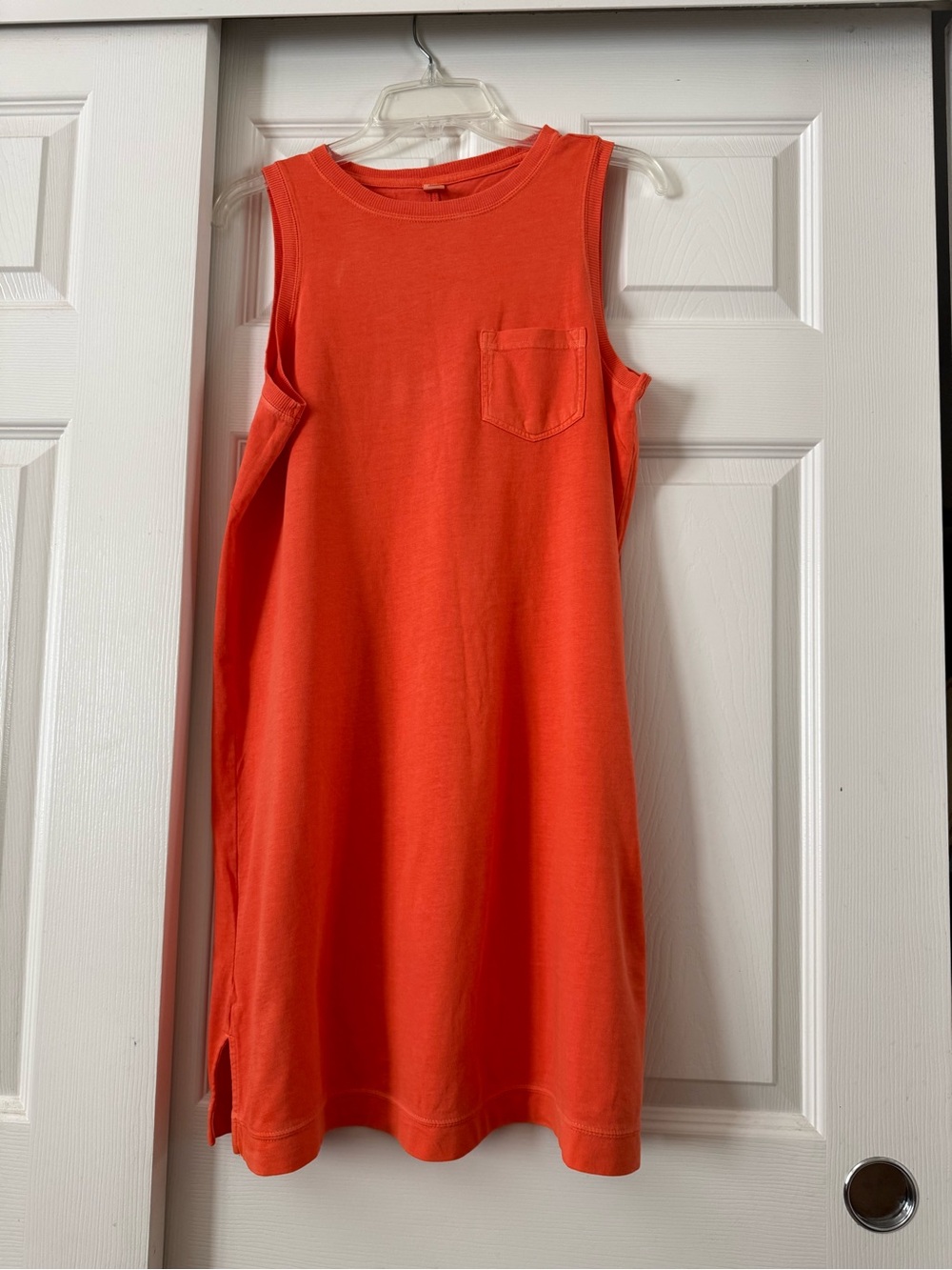 NWOT women dress Orange Sleeveless Pocket Dress